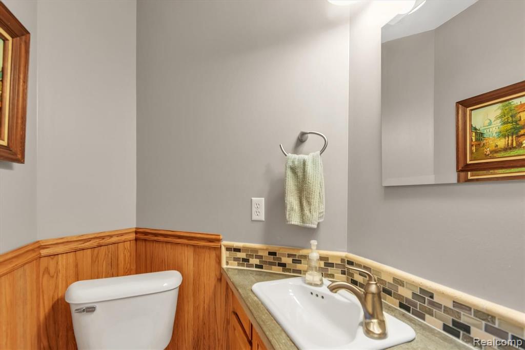 11174 Sharp Road Linden, MI 48451 - Photo 35 of 54