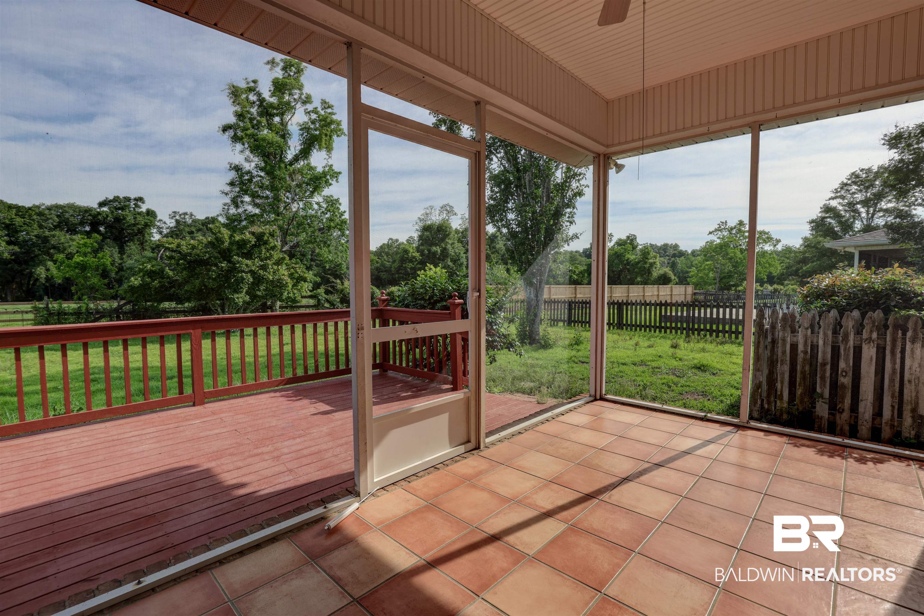 109 Destrehan Road Fairhope, AL 36532 - Photo 17 of 25