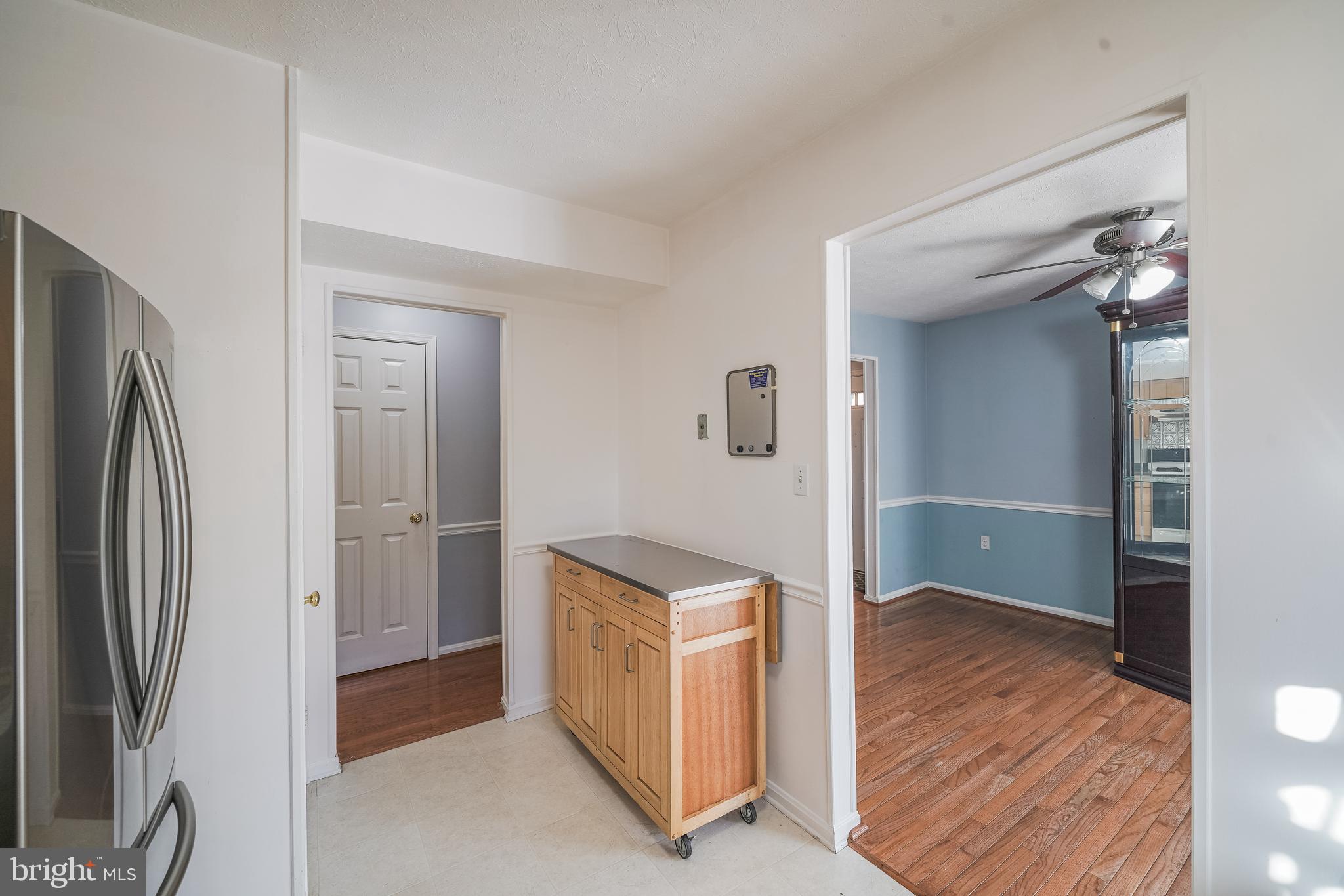 19611 Rhinestone Drive Germantown, MD 20874 - Photo 15 of 47 kitchen
