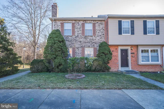 $2,395 | 19611 Rhinestone Drive, Germantown, MD 20874