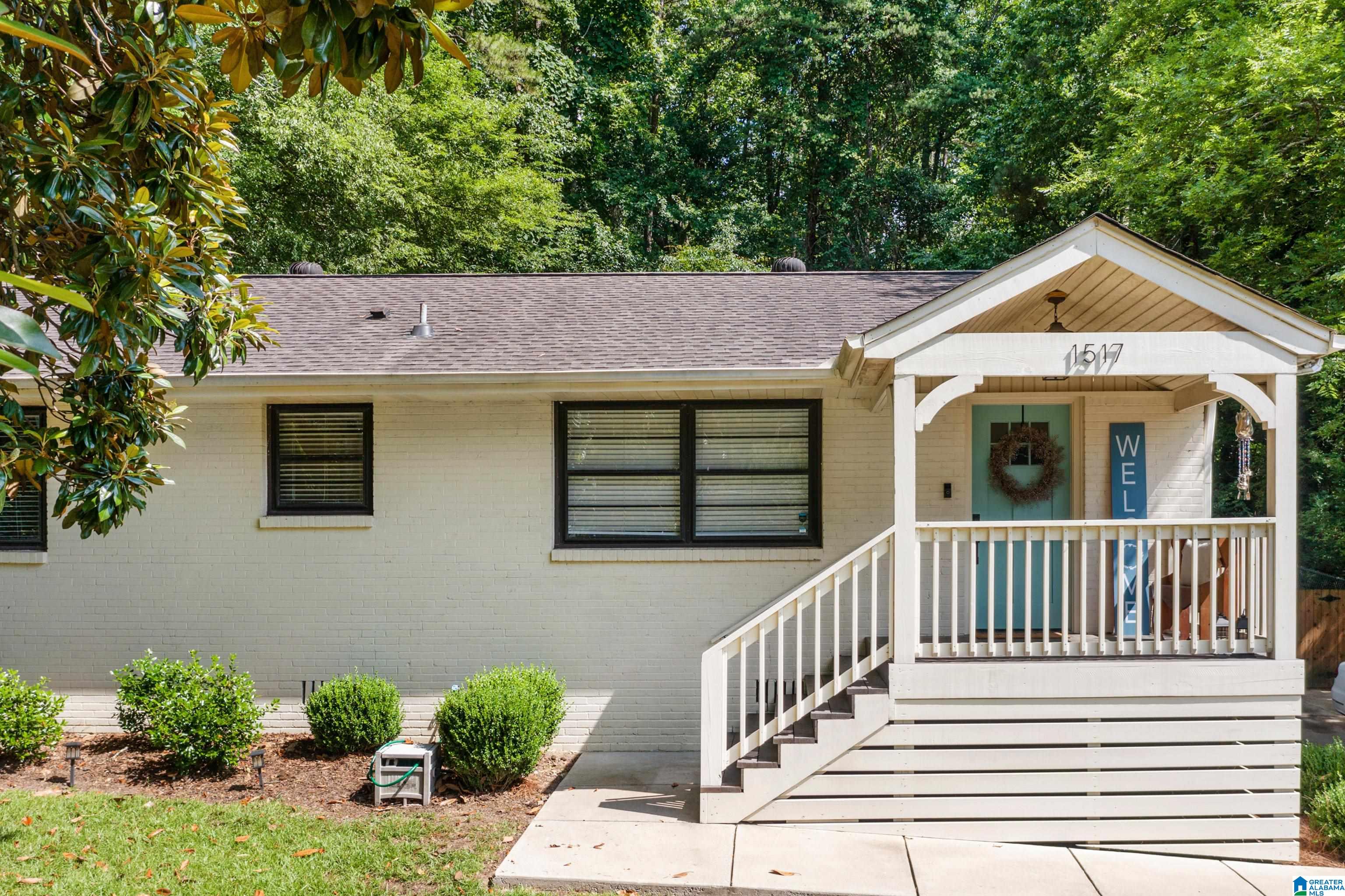 1517 Cresthill Road Birmingham, AL 35213 - Photo 2 of 30