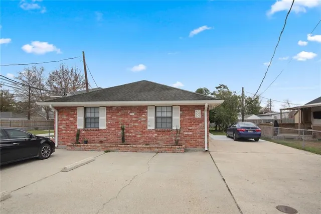 $1,550 | 427 Hesper Avenue, Metairie, LA 70005