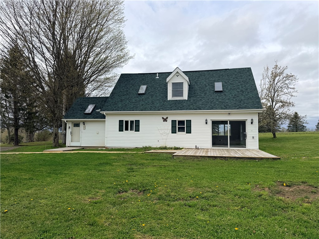 243 Mumbulo Road Pittsfield, NY 13335 - Photo 2 of 34
