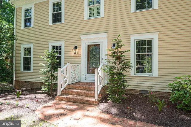 $625,000 | 5686 North Nithsdale Drive, Salisbury, MD 21801