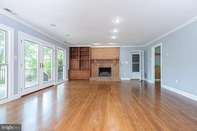 $625,000 | 5686 North Nithsdale Drive, Salisbury, MD 21801