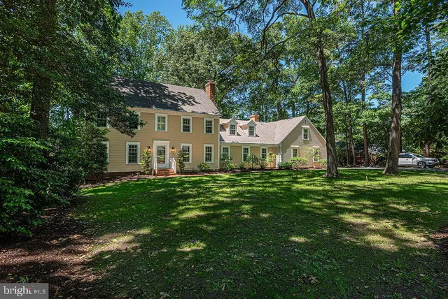 $625,000 | 5686 North Nithsdale Drive, Salisbury, MD 21801