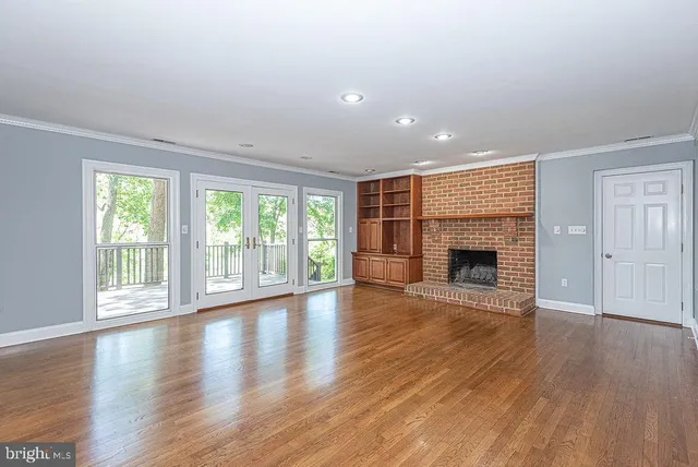 $625,000 | 5686 North Nithsdale Drive, Salisbury, MD 21801