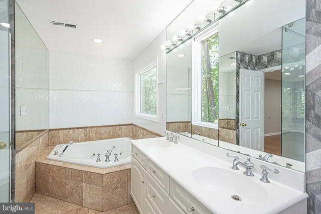 $625,000 | 5686 North Nithsdale Drive, Salisbury, MD 21801