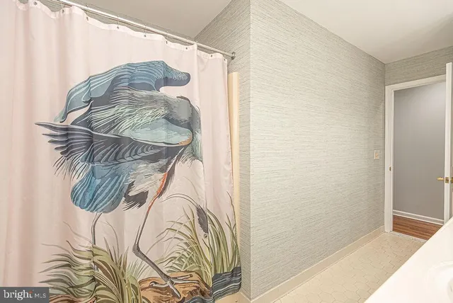 $625,000 | 5686 North Nithsdale Drive, Salisbury, MD 21801