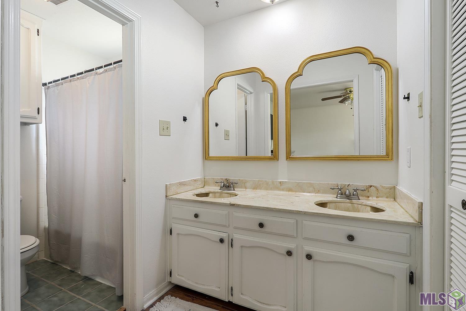 9838 Azrok Avenue Baton Rouge, LA 70809 - Photo 12 of 16