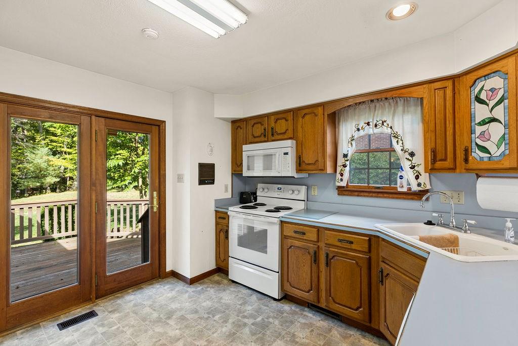 210 Hall Road Aliquippa, PA 15001 - Photo 7 of 18 Gallery Image 7