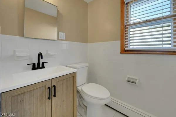 $2,850 | 911 Cedar Street, Boonton, NJ 07005