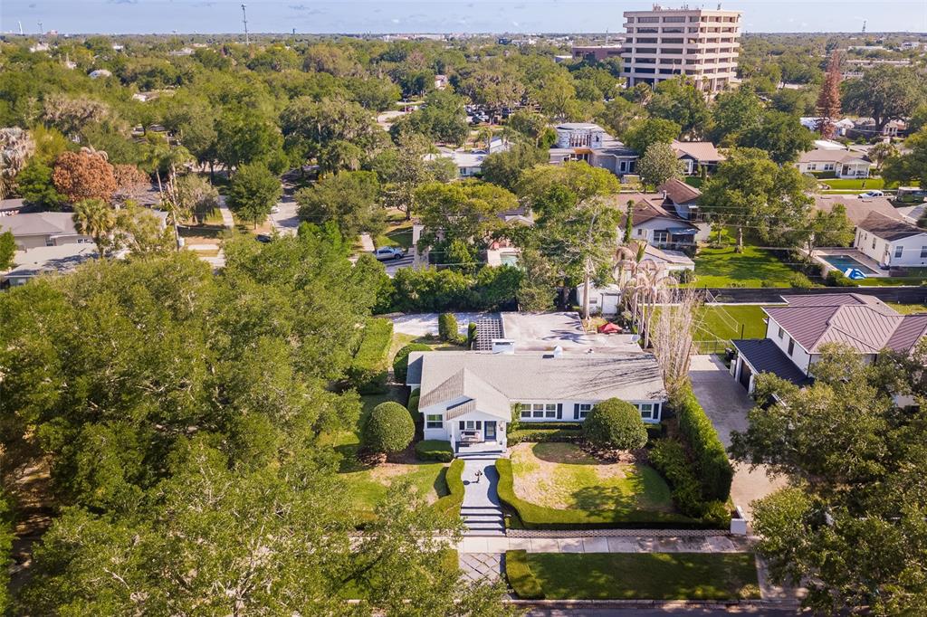 1001 Nottingham Street Orlando, FL 32803 - Photo 46 of 49 an aerial view of residential houses with yard