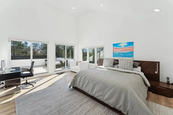 $4,499,000 | 32 Tanners Neck Lane, Westhampton, NY 11977