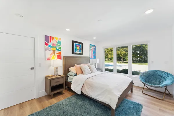 $4,499,000 | 32 Tanners Neck Lane, Westhampton, NY 11977