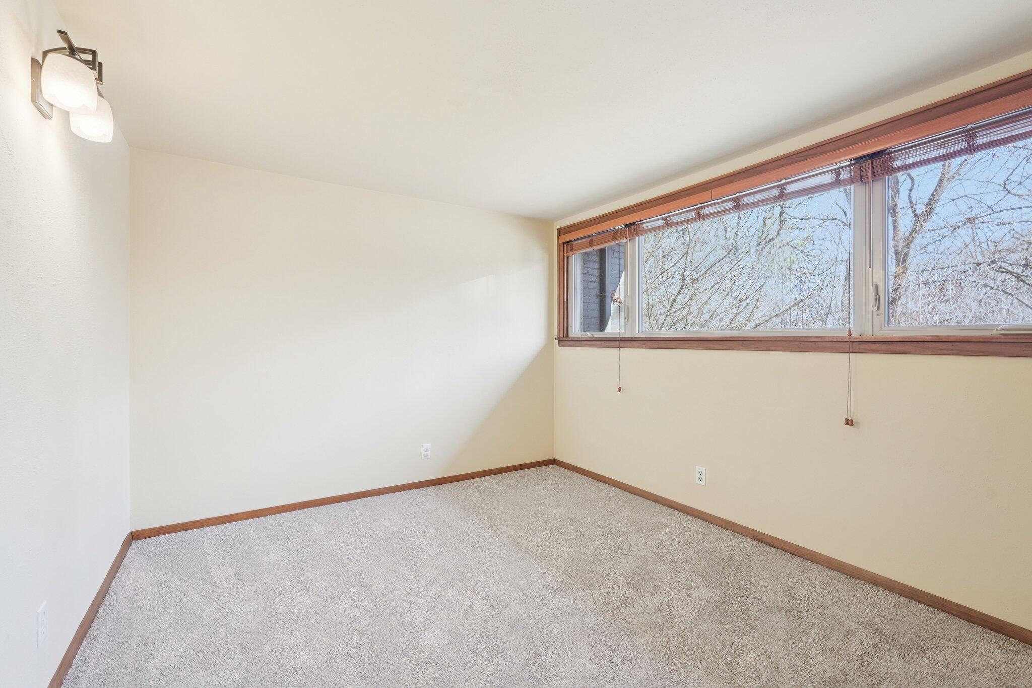 1009 Spring Valley Road Burlington, WI 53105 - Photo 21 of 46 Bedroom 4
