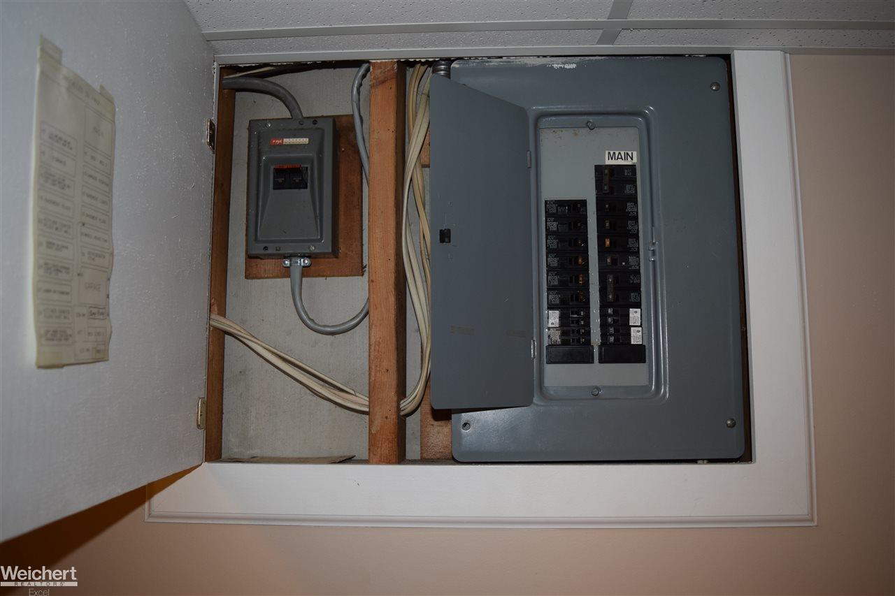 18021 Rainbow Road Fraser, MI 48026 - Photo 49 of 61 31371716-48.JPG