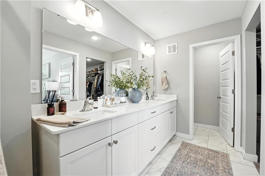 8908 Southwest 9th Street Blue Springs, MO 64064 - Photo 36 of 54