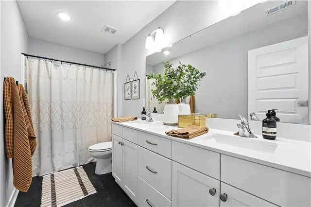 $425,000 | 8908 Southwest 9th Street, Blue Springs, MO 64064