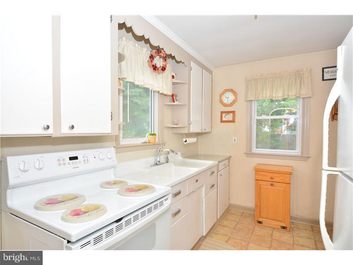 218 Cedar Road Wallingford, PA 19086 - Photo 11 of 23