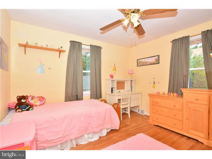218 Cedar Road Wallingford, PA 19086 - Photo 14 of 23
