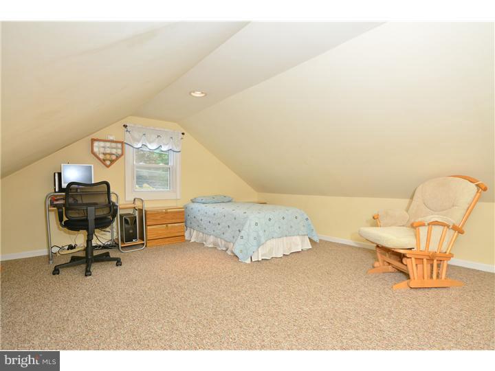 218 Cedar Road Wallingford, PA 19086 - Photo 17 of 23