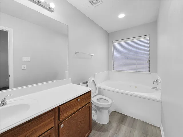 $1,875 | 4010 Redwood Hill Court, Fresno, TX 77545