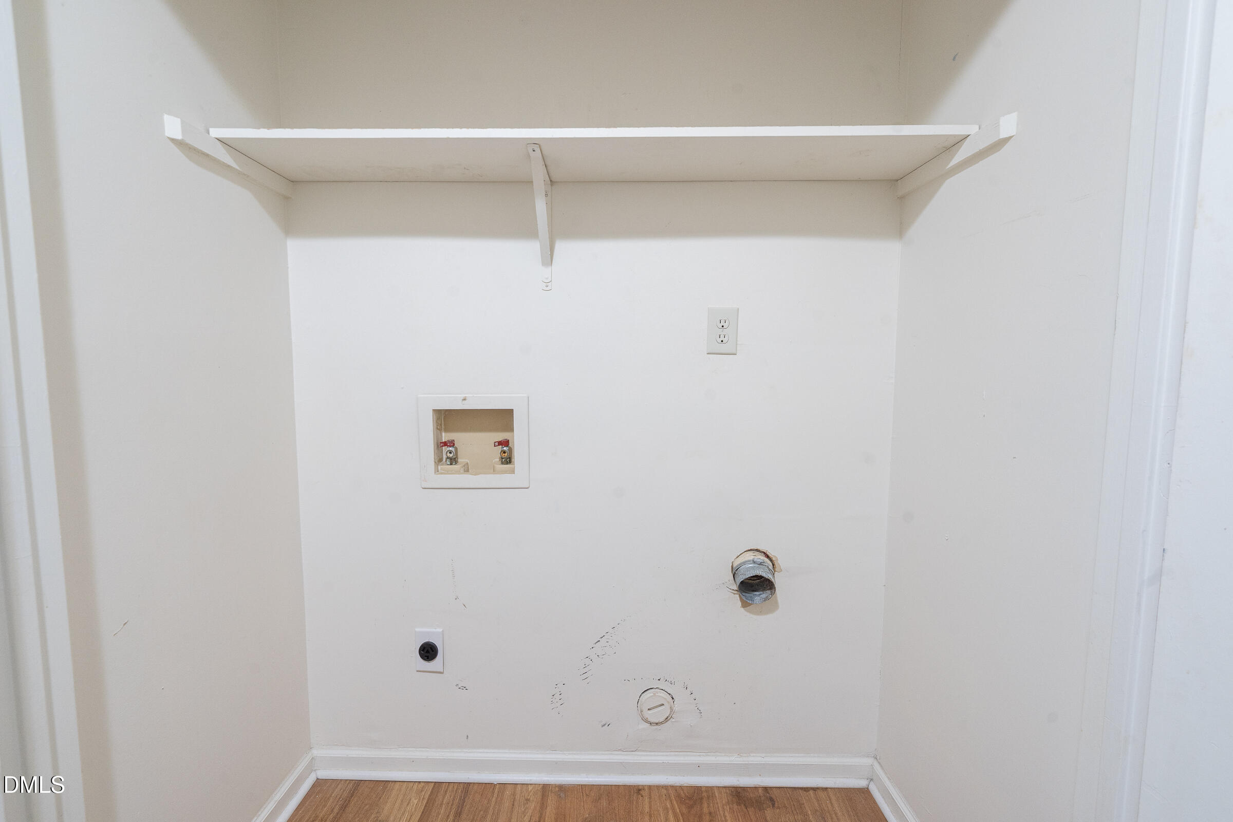4418 Roller Court Raleigh, NC 27604 - Photo 10 of 16 DSC01725
