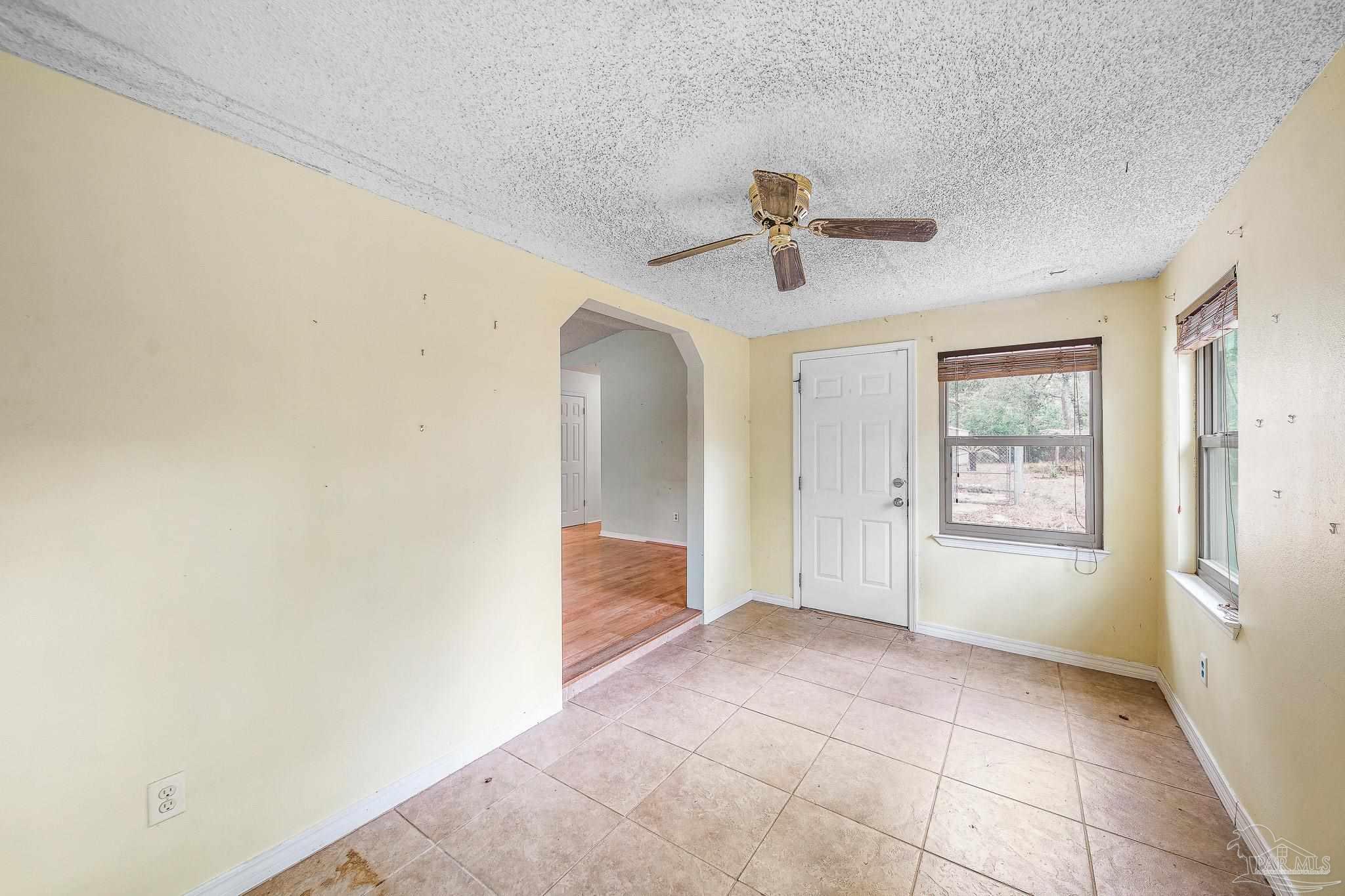 10612 Tanton Road Pensacola, FL 32506 - Photo 12 of 31 Gallery Image 12