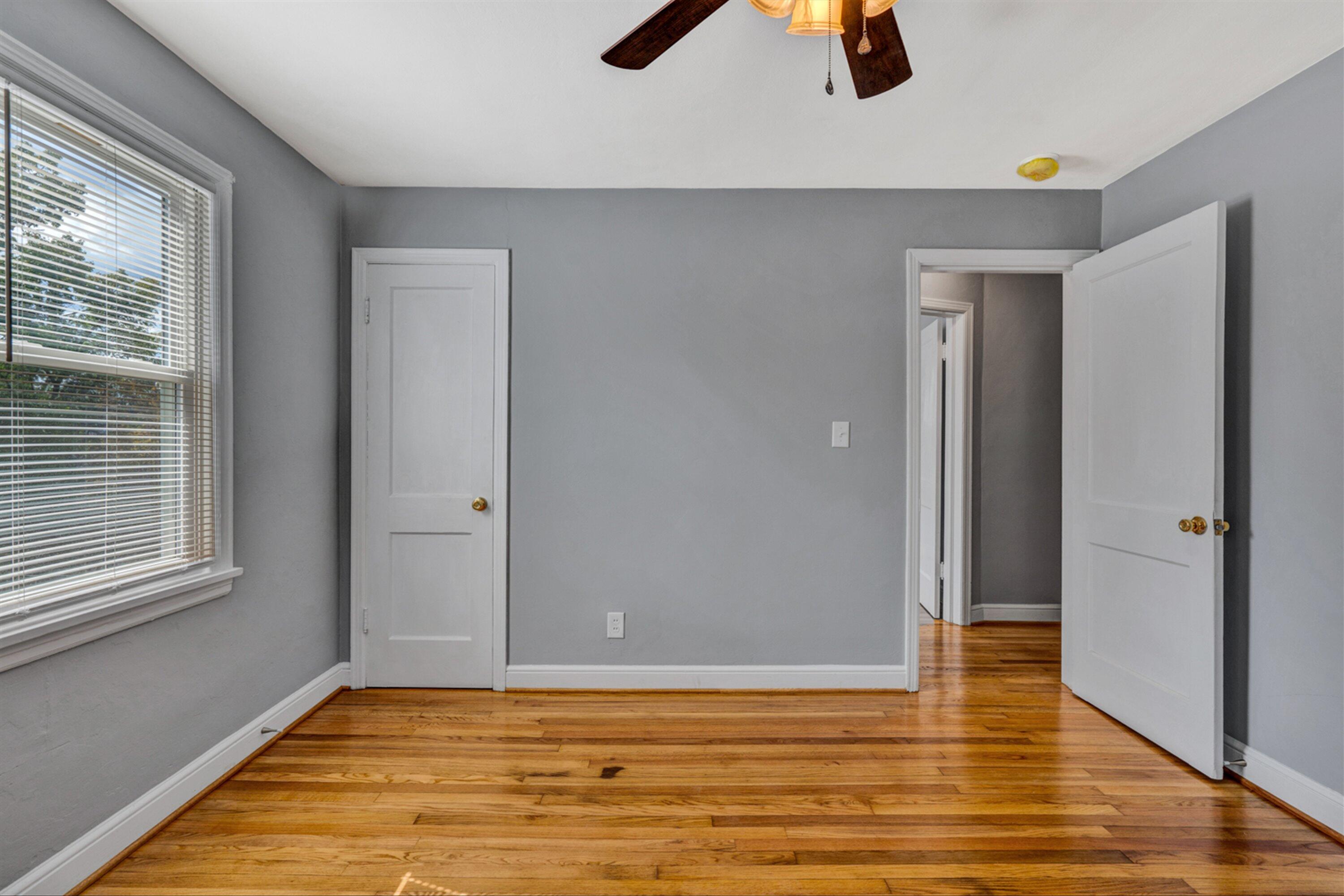 2120 Holley Road Roanoke, VA 24012 - Photo 15 of 19 13-DSC5469