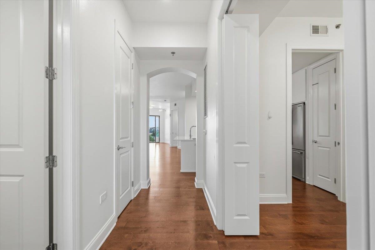 717 Riverside Drive, Unit 504 Memphis, TN 38103 - Photo 6 of 40
