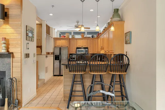 $429,999 | 19 Timberline Drive, Unit 9, Warren, VT 05674