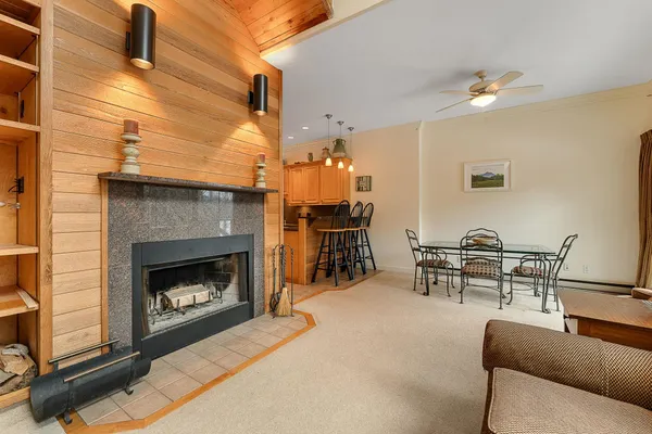 $389,000 | 19 Timberline Drive, Unit 9, Warren, VT 05674