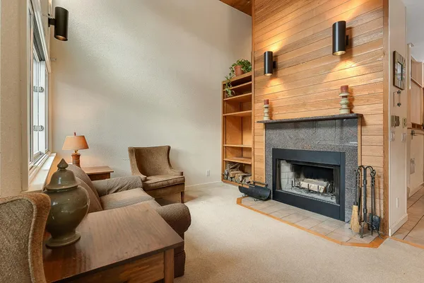 $389,000 | 19 Timberline Drive, Unit 9, Warren, VT 05674