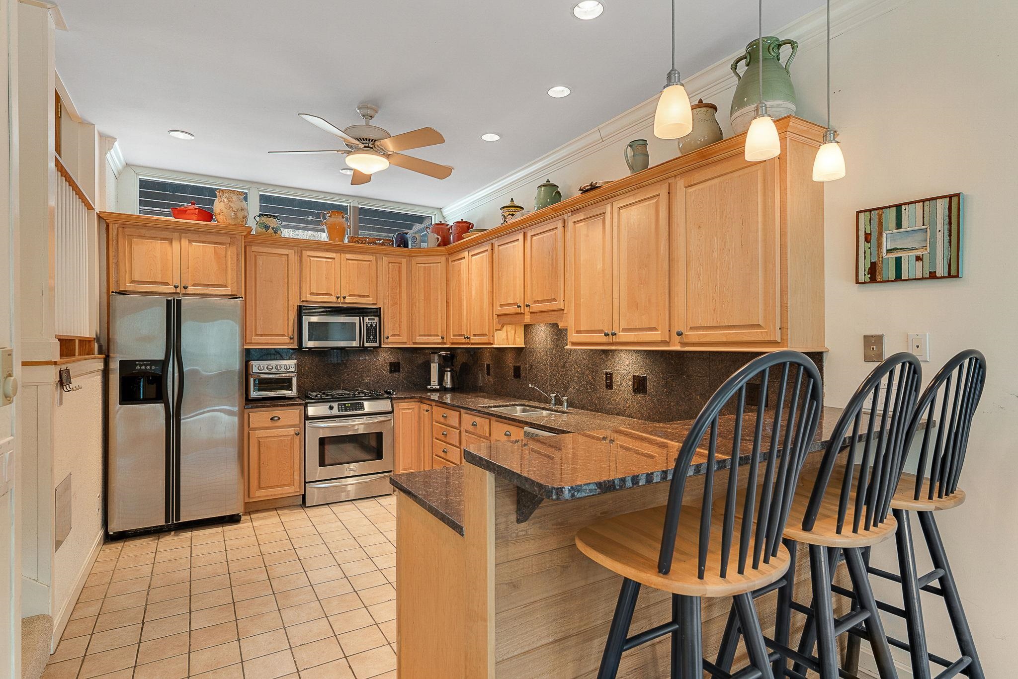 19 Timberline Drive, Unit 9 Warren, VT 05674 - Photo 7 of 50