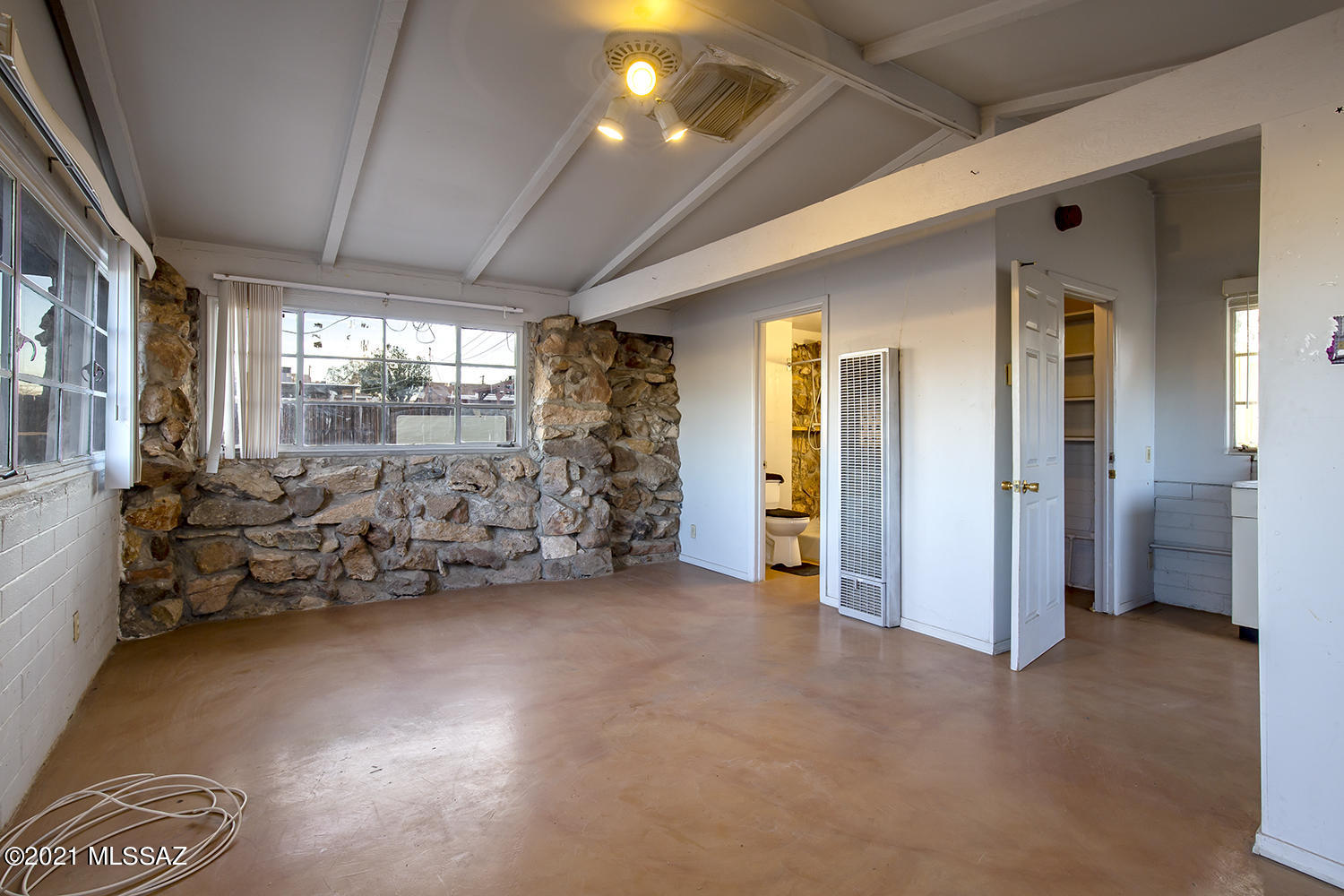 1646 East Grant Road Tucson, AZ 85719 - Photo 33 of 39 Gallery Image 33