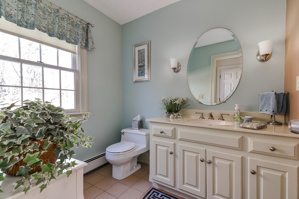 24 Peckham Hill Road Sherborn, MA 01770 - Photo 14 of 30 Gallery Image 14