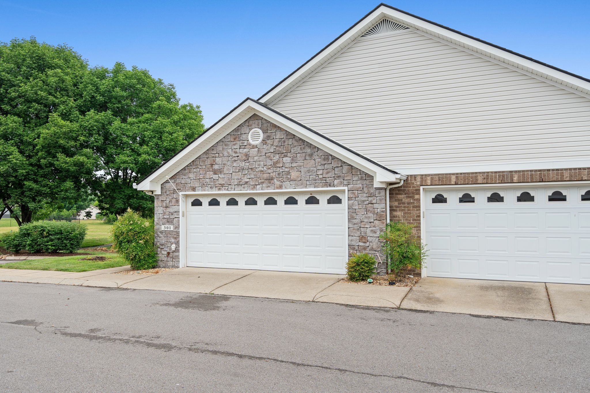 816 Lock 4 Road, Unit 301 Gallatin, TN 37066 - Photo 4 of 29
