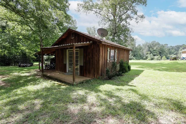 $275,000 | 1030 Kenna Road, Summit, MS 39666