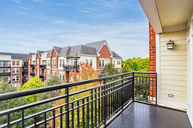 $350,000 | 7757 Van Buren Street, Unit 511, Forest Park, IL 60130