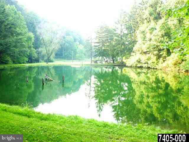 112 Thompson Road Delta, PA 17314 - Photo 17 of 25 Gallery Image 17