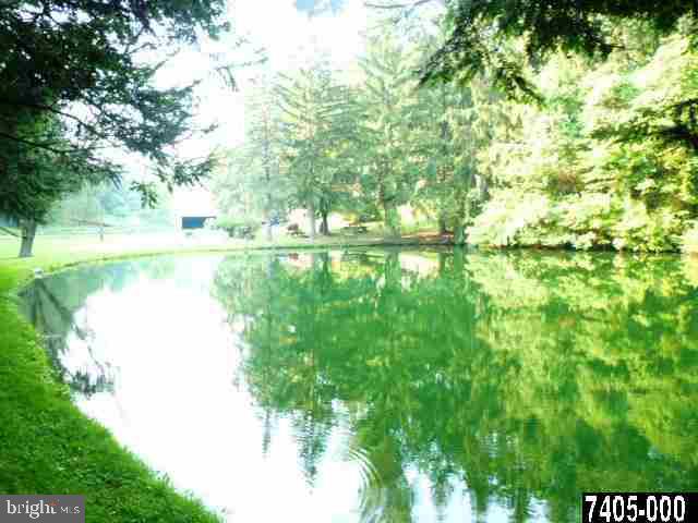 112 Thompson Road Delta, PA 17314 - Photo 18 of 25 Gallery Image 18