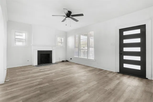 $749,900 | 811 North Crawford Street, Dallas, TX 75203