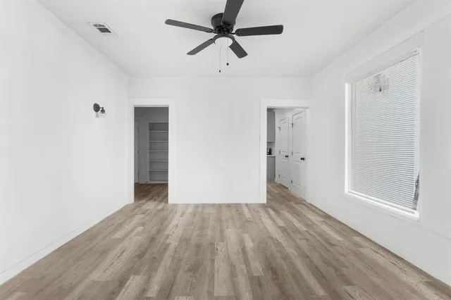 $749,900 | 811 North Crawford Street, Dallas, TX 75203