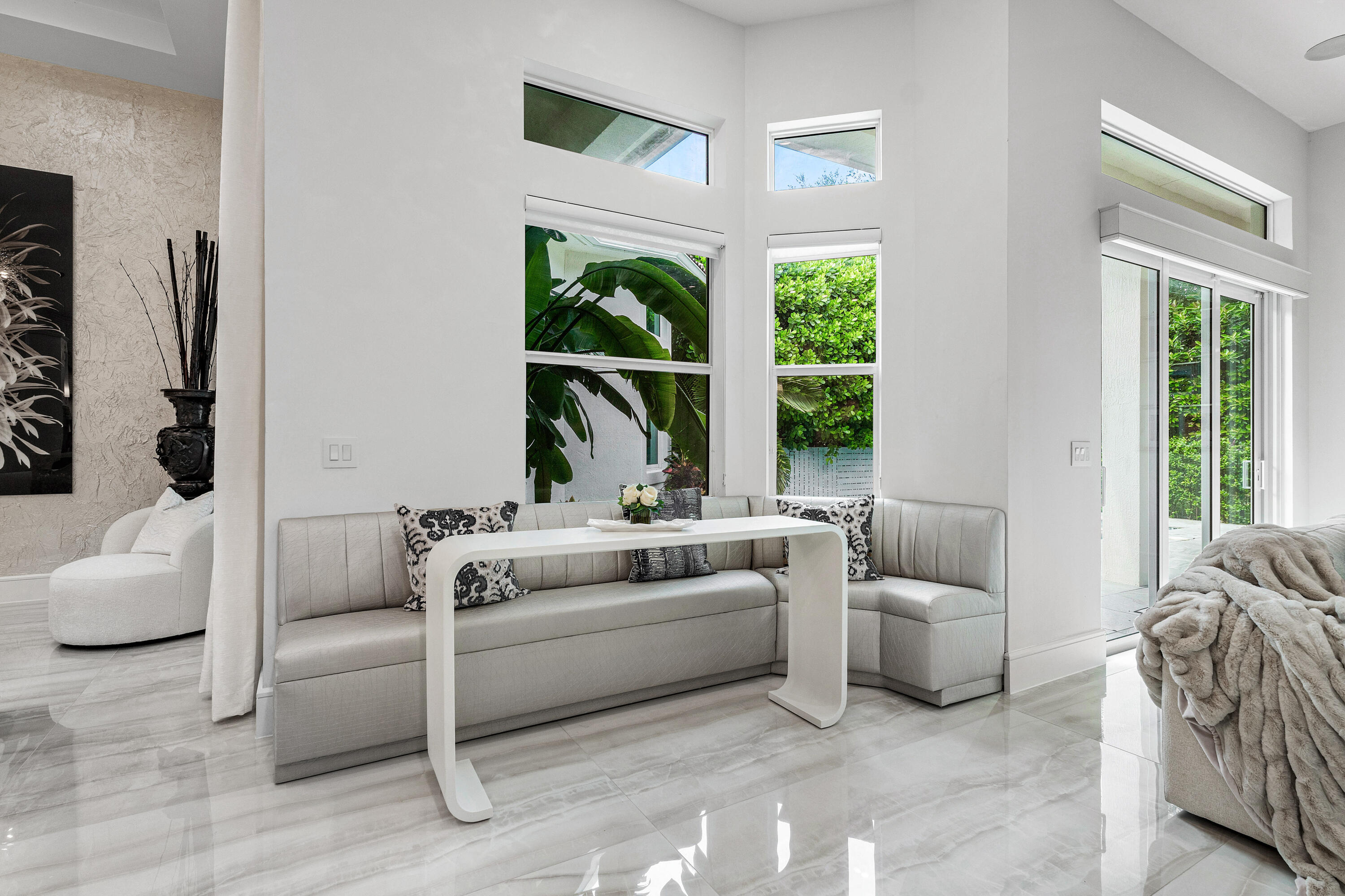 6373 Montesito Street Boca Raton, FL 33496 - Photo 13 of 32 Breakfast area