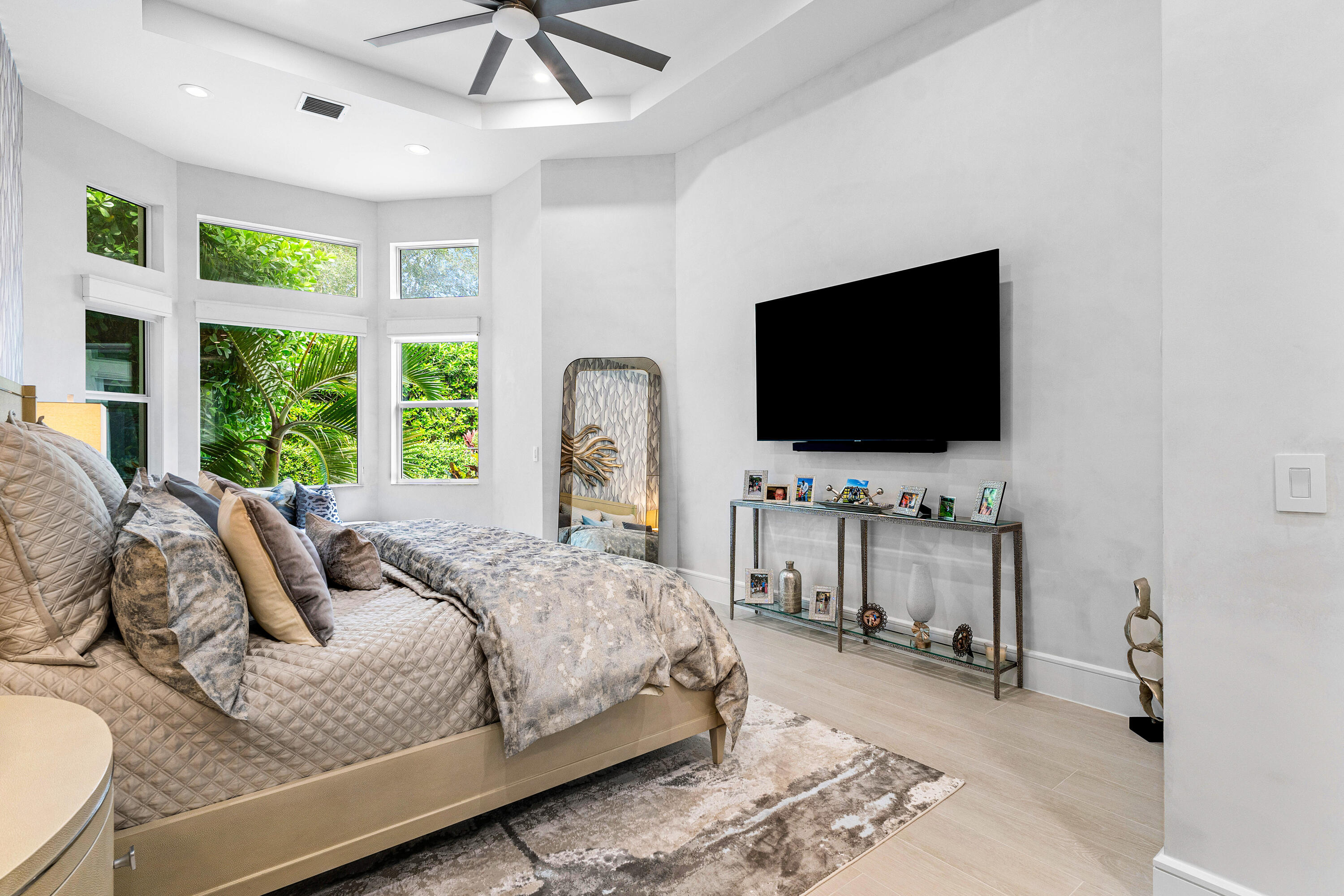 6373 Montesito Street Boca Raton, FL 33496 - Photo 20 of 32 Primary Suite