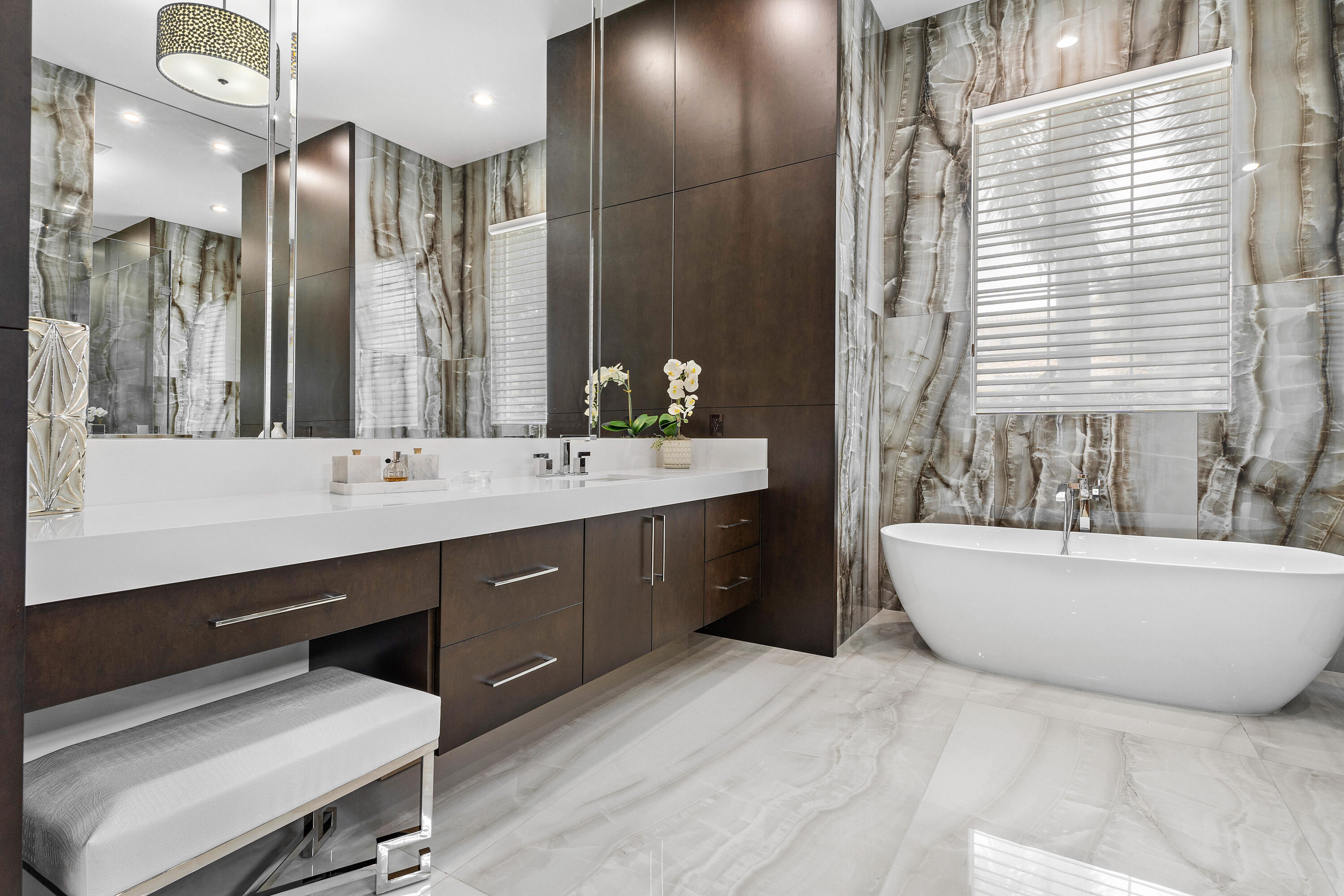 6373 Montesito Street Boca Raton, FL 33496 - Photo 22 of 32 Primary Bath