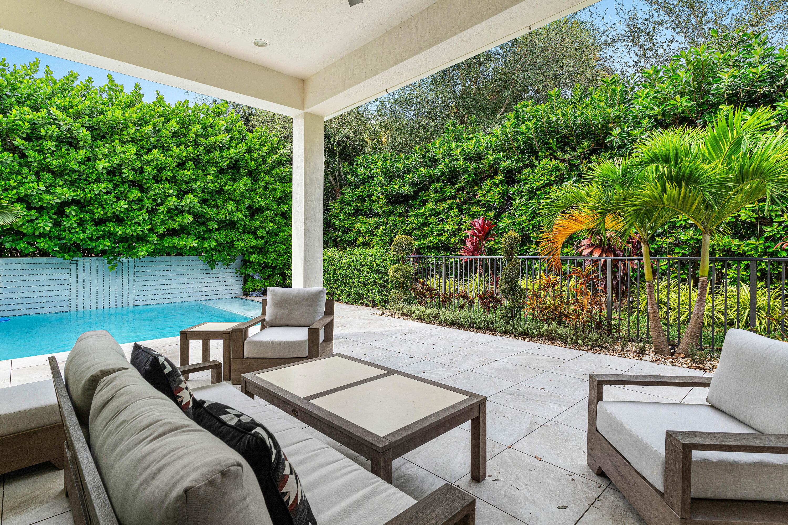 6373 Montesito Street Boca Raton, FL 33496 - Photo 29 of 32 Exterior Back