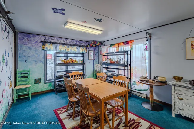 $6,450,000 | 117 West Pine Street, Pinedale, WY 82941