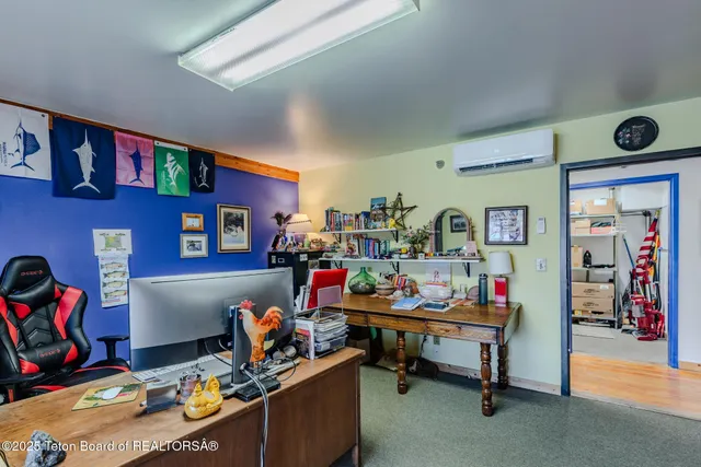 $6,450,000 | 117 West Pine Street, Pinedale, WY 82941